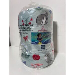 Kohls The Big One Disney Princess Snow White Oversized Plush Throw 5ft x 6ft